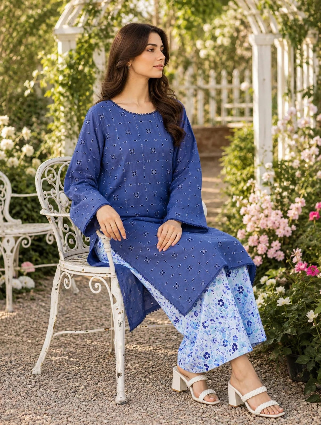 ROYALE | Lawn Chikankari 2 PC